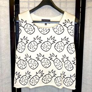 PJK Patterson J Kincaid Pineapple Print Black and White Crop Top Knit Sweater